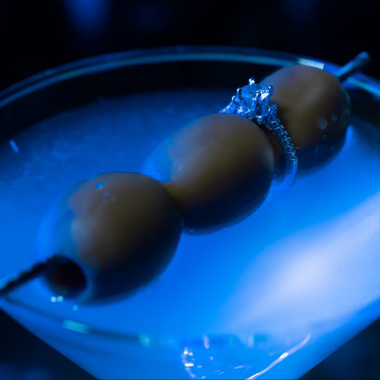 the-lowdown:-the-10k-“martini-on-the-rock”